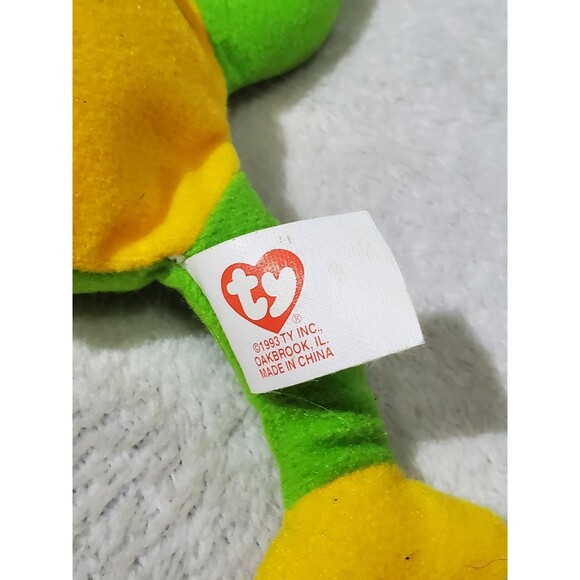 TY Beanie Baby - SMOOCHY the Frog (8 inch) - Stuffed Animal Toy - Picture 3 of 4